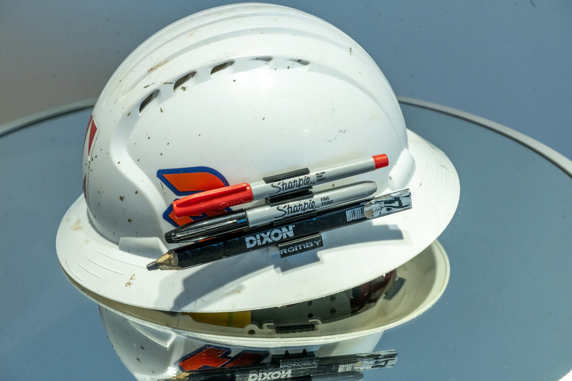 Hard hat cheap pencil holder